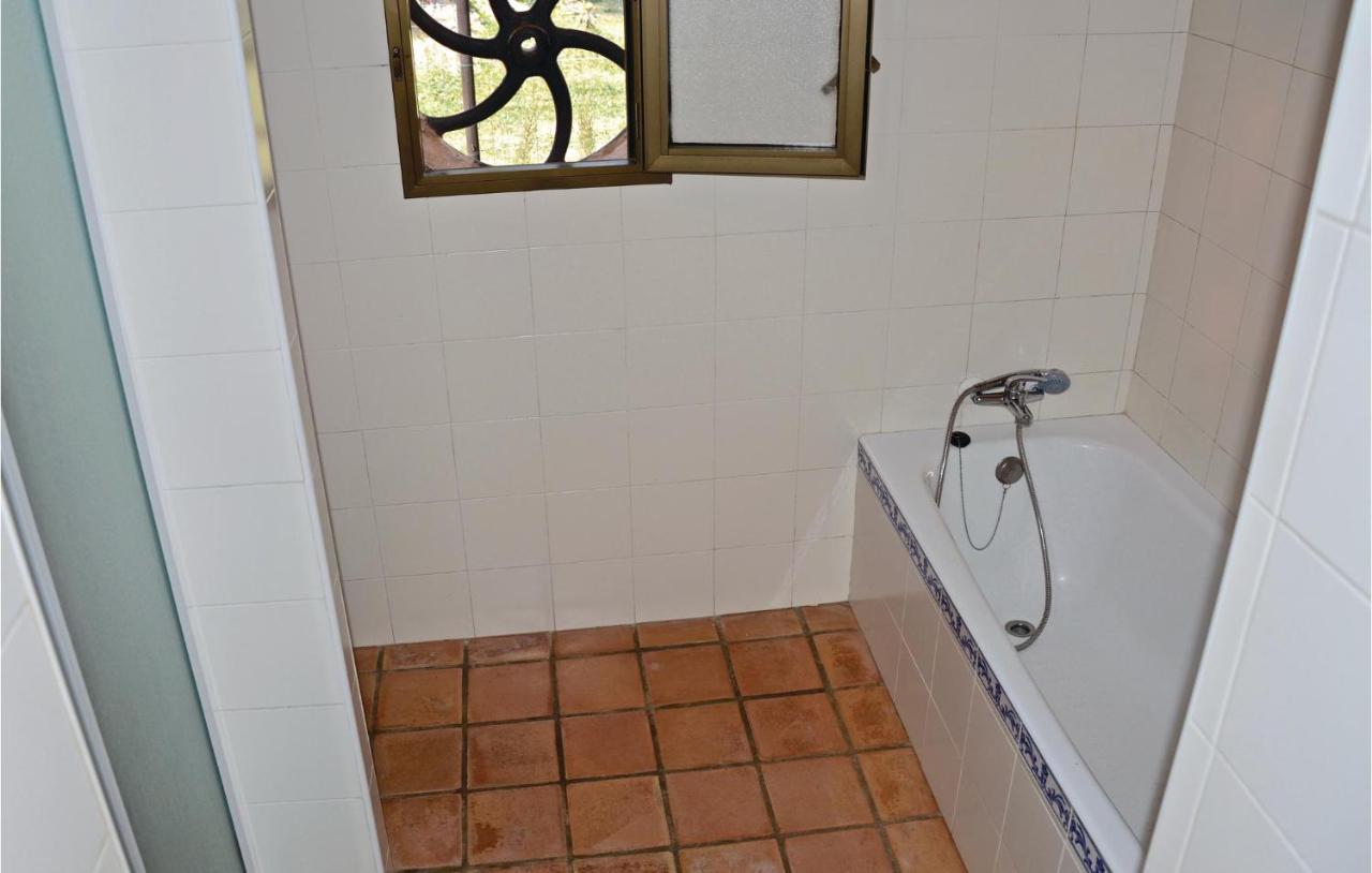 Awesome Home In Biniali With Wifi * Biniali (Majorca)